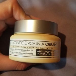 It Confidence in a Cream